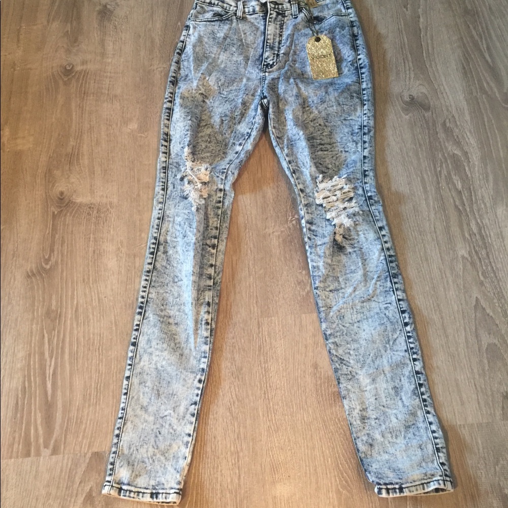Jeans